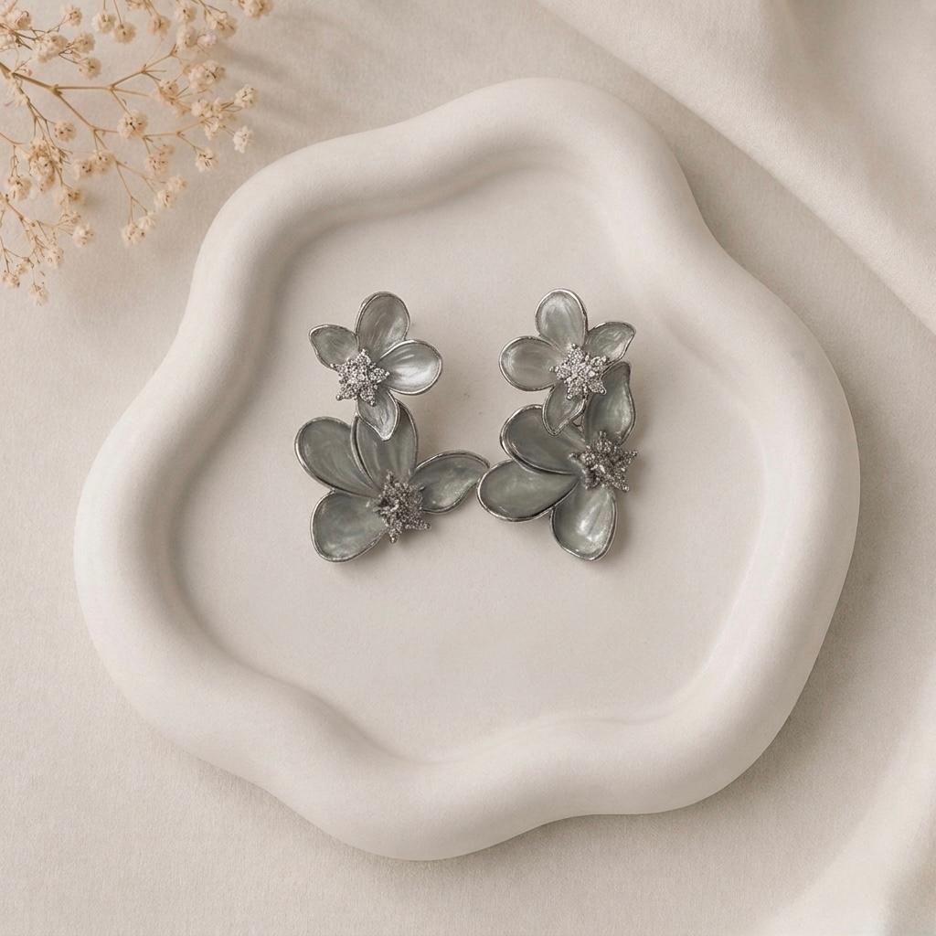 Silver Flower Earrings - Image 1