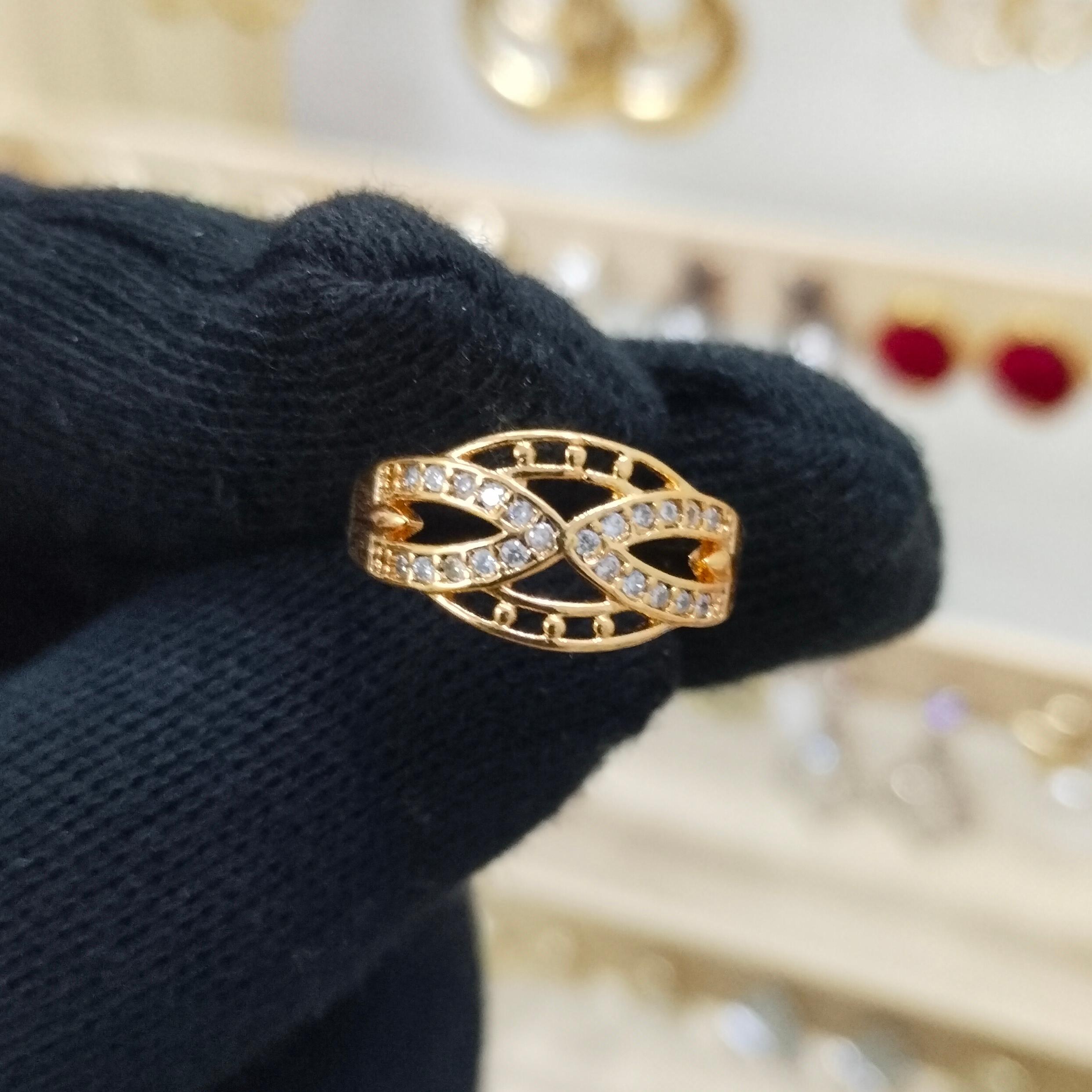 Golde Cubic Zirconian Ring - Image 1