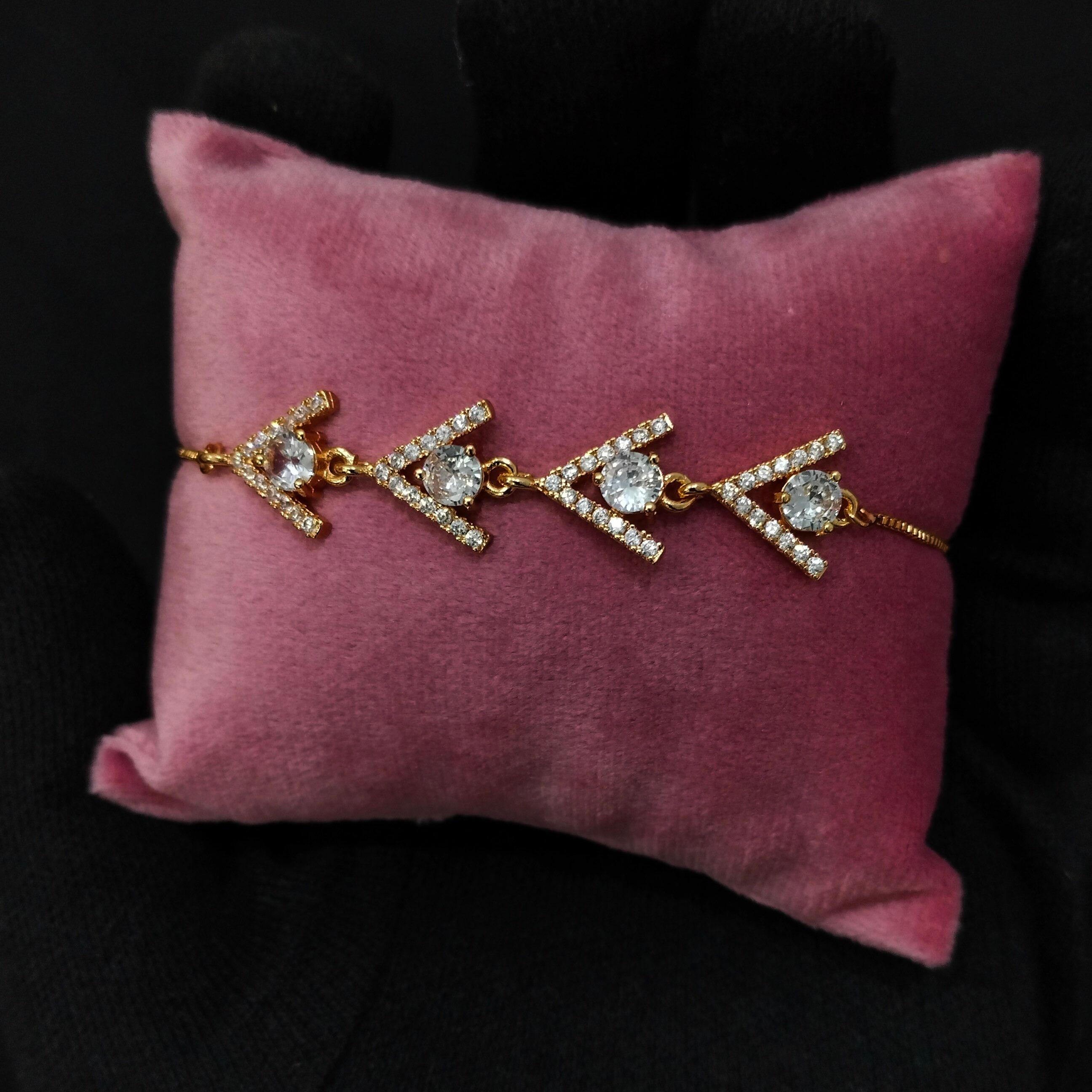 Crystal Arrow Bracelet - Image 1