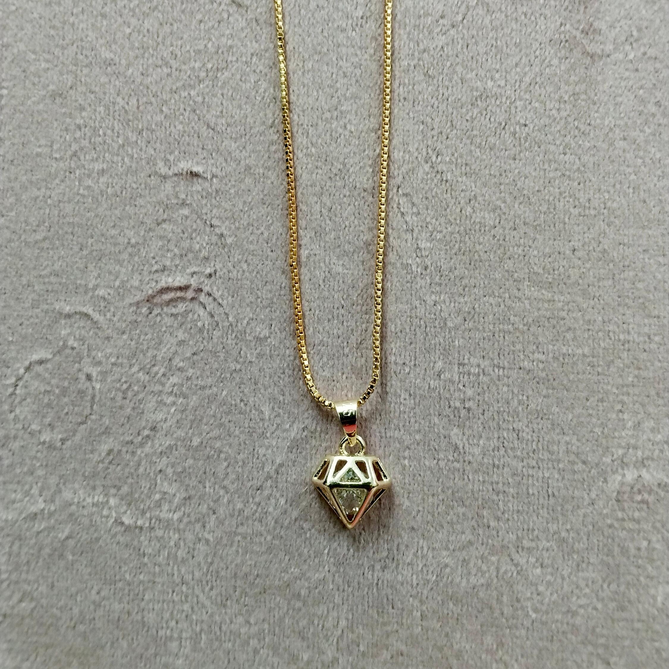 Gold Diamondd Pendant - Image 1