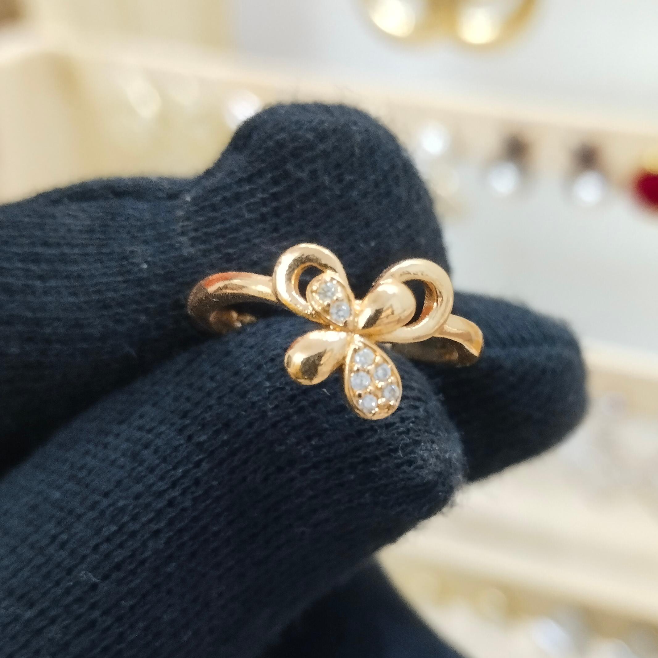 Golden Bow Ring - Image 1